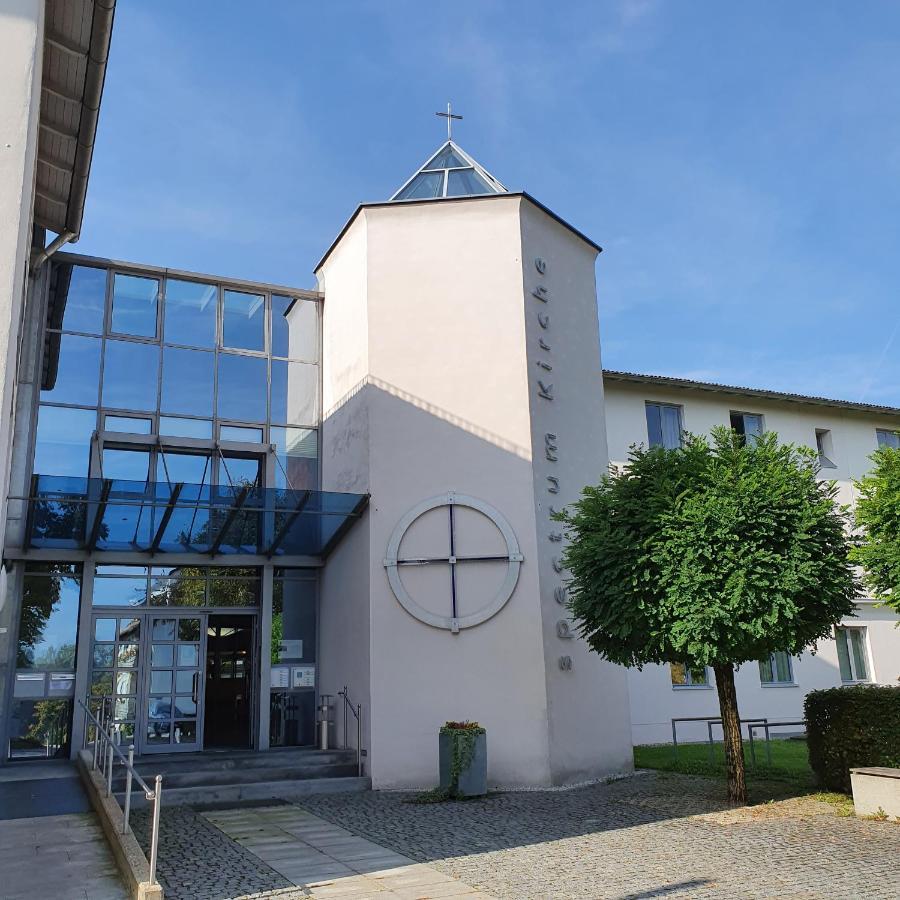 פסאו Spectrum Kirche Exerzitien-Und Bildungshaus Auf Mariahilf מראה חיצוני תמונה